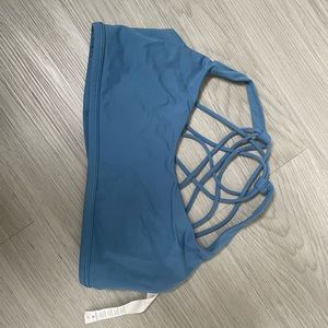 Lululemon Sports bra Size: 10 Color: Blue